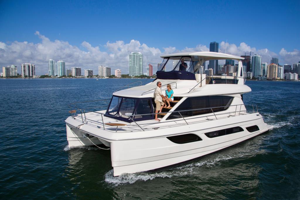 Aquila 48 (2016-) | BoatTEST